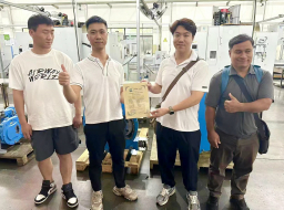 熱烈歡迎海外代理商前來JXHIN巨欣參觀考察軟管泵，給予技術支持